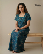Style Hook Designed Neck soft cotton nighty